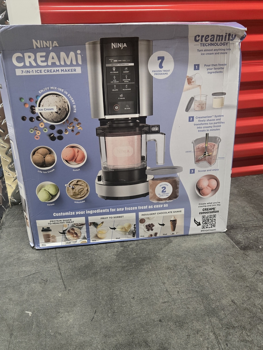 Ninja CREAMi 7-in-1 Ice Cream Maker - Silver/Black New***